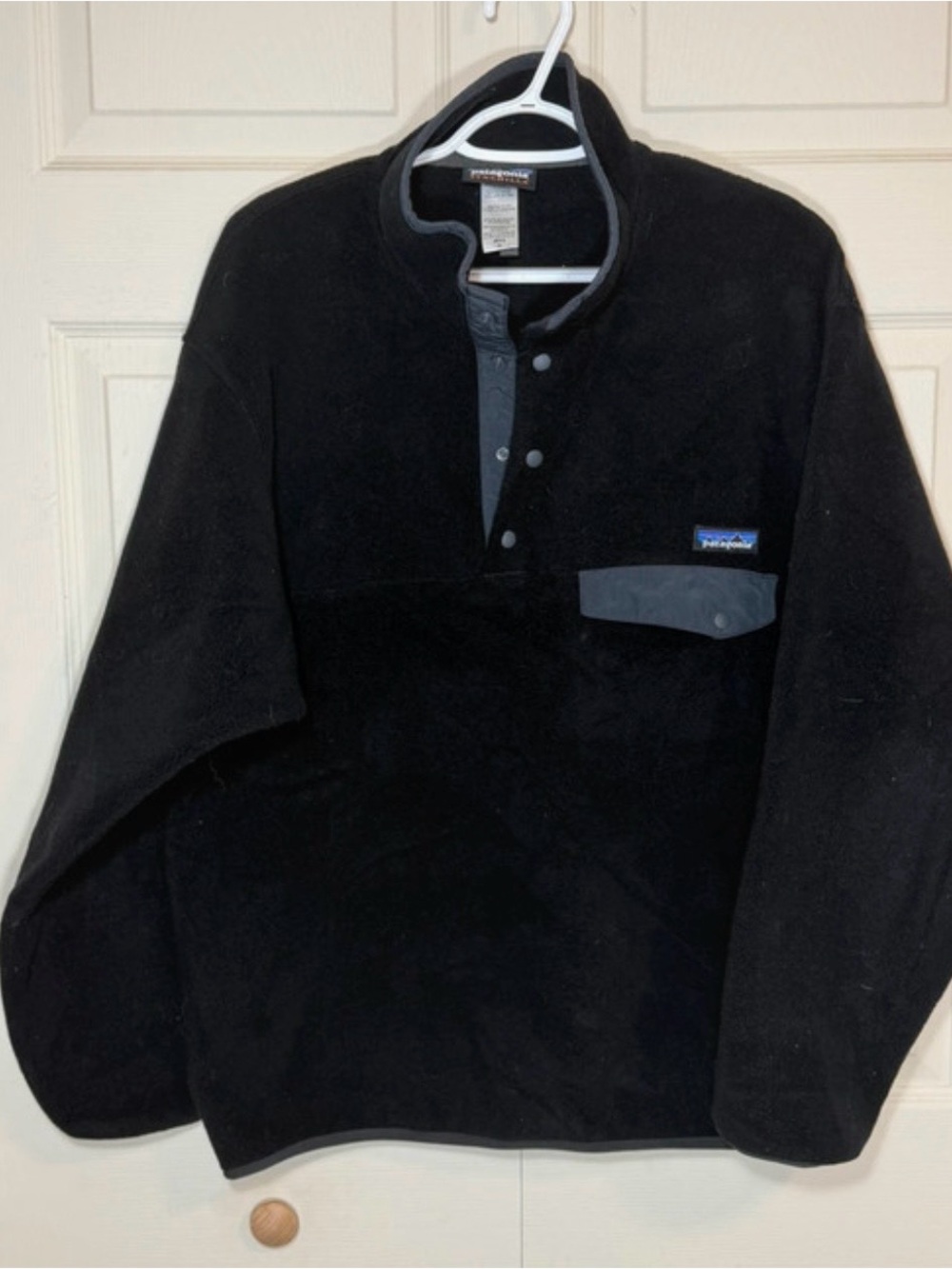 Patagonia men’s vintage y2k black and gray Synchilla fleece size medium